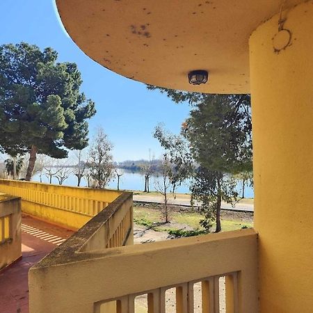 Superbe Appartement Terrasse Entierement Renove Au Bord De L'Ebre Делтебре Екстериор снимка