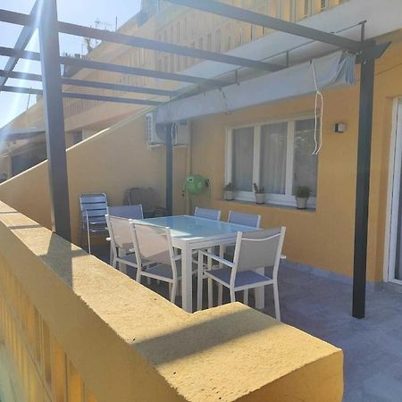 Superbe Appartement Terrasse Entierement Renove Au Bord De L'Ebre Делтебре Екстериор снимка