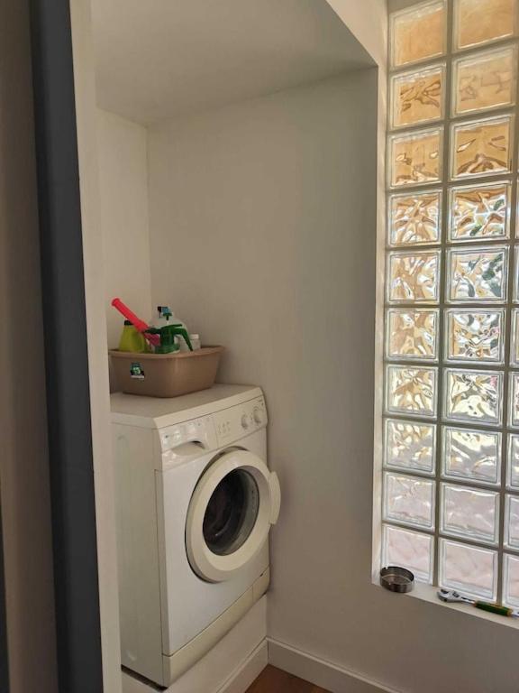 Superbe Appartement Terrasse Entierement Renove Au Bord De L'Ebre Делтебре Екстериор снимка