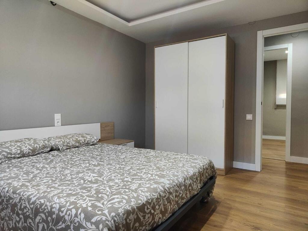 Superbe Appartement Terrasse Entierement Renove Au Bord De L'Ebre Делтебре Екстериор снимка